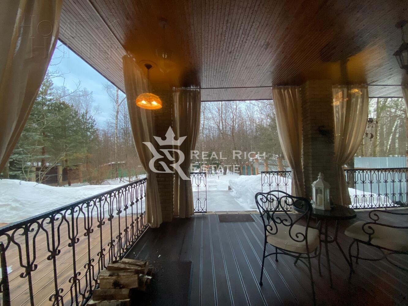 2-этажный коттедж 300 м² с отделкой