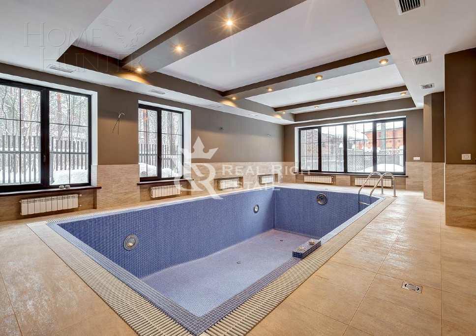 2-этажный коттедж 650 м² с отделкой