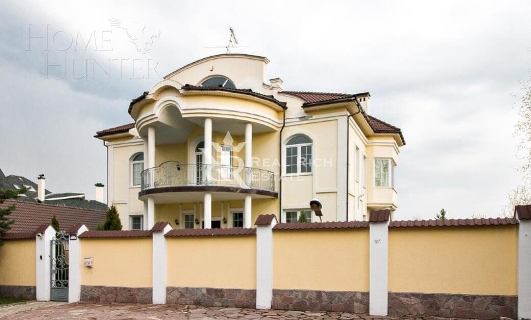 2-этажный коттедж 690 м² с отделкой