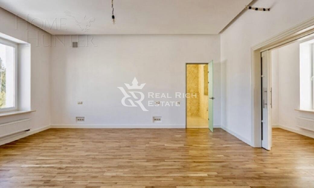 2-этажный таунхаус 383 м² с отделкой