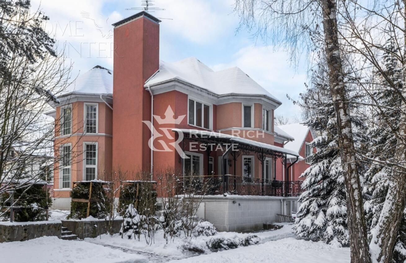 2-этажный коттедж 460 м² без отделки