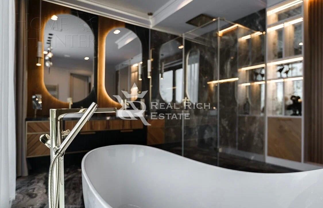 2-этажный коттедж 787.3 м² с отделкой