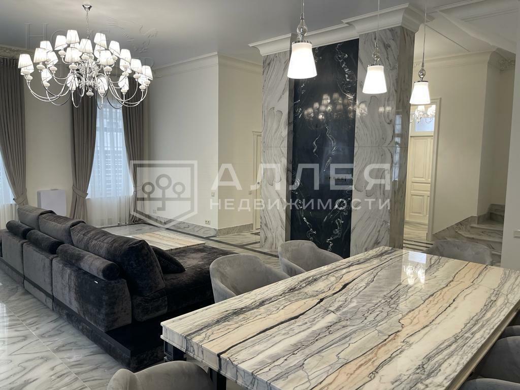 2-этажный таунхаус 270 м² с отделкой