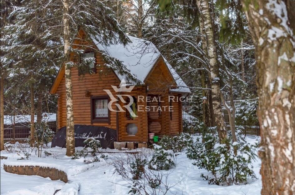 3-этажный коттедж 700 м² с отделкой