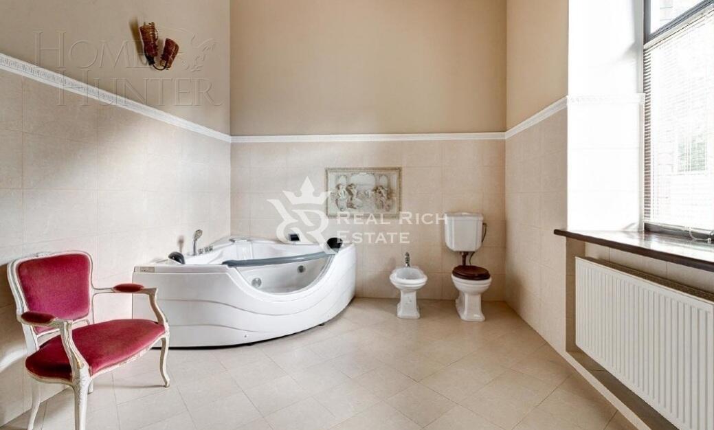 2-этажный коттедж 980 м² с отделкой