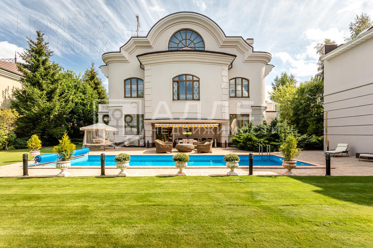 3-этажный коттедж 650 м² с отделкой