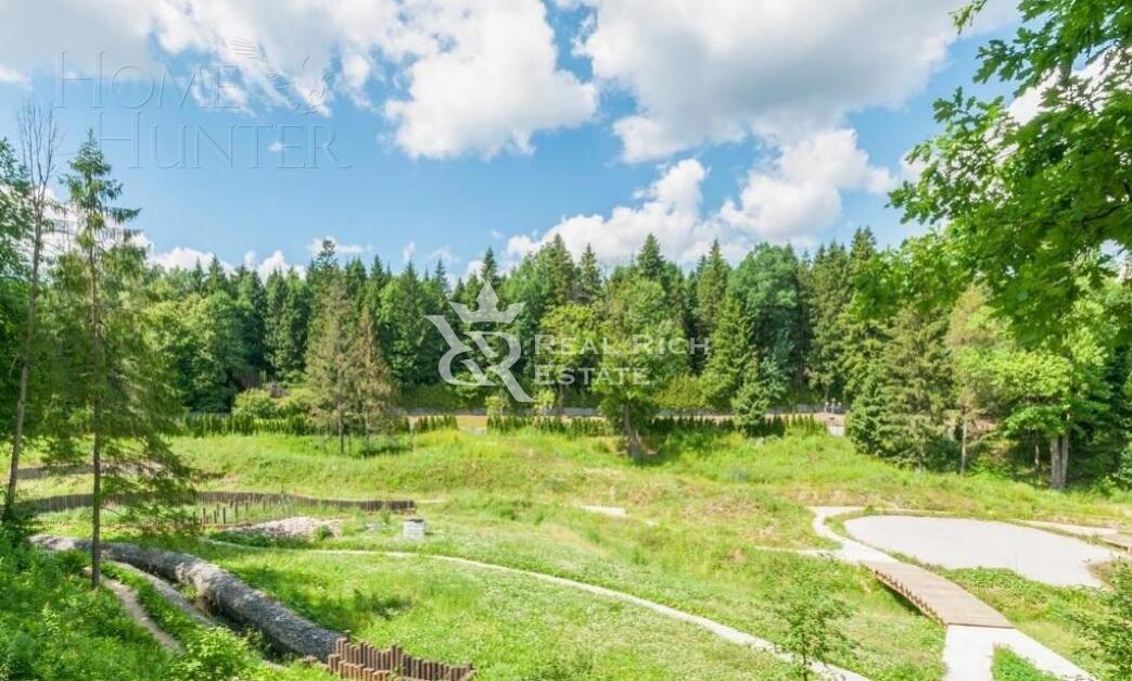 2-этажный коттедж 3 000 м² без отделки