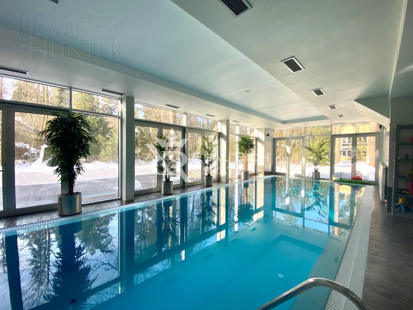 2-этажный коттедж 1 518 м² с отделкой