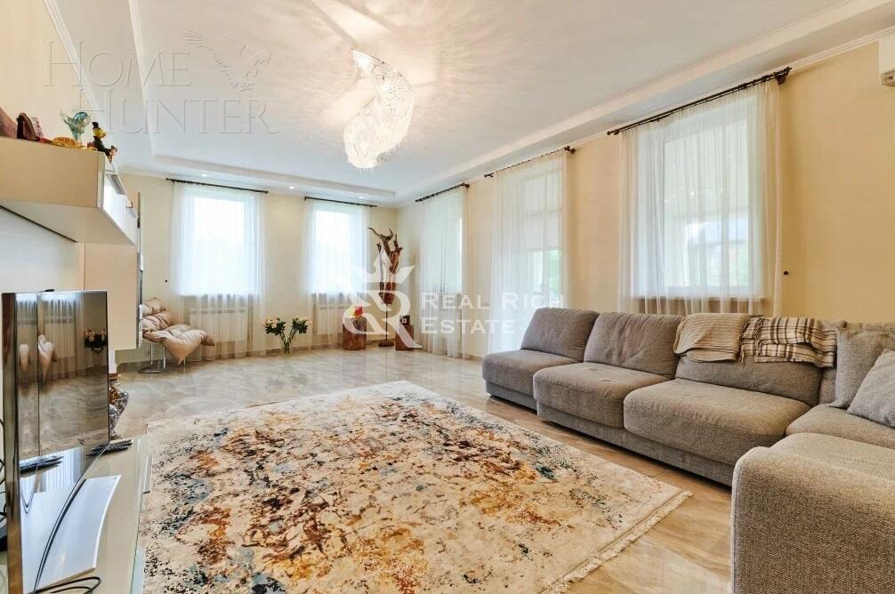 2-этажный коттедж 396 м² с отделкой