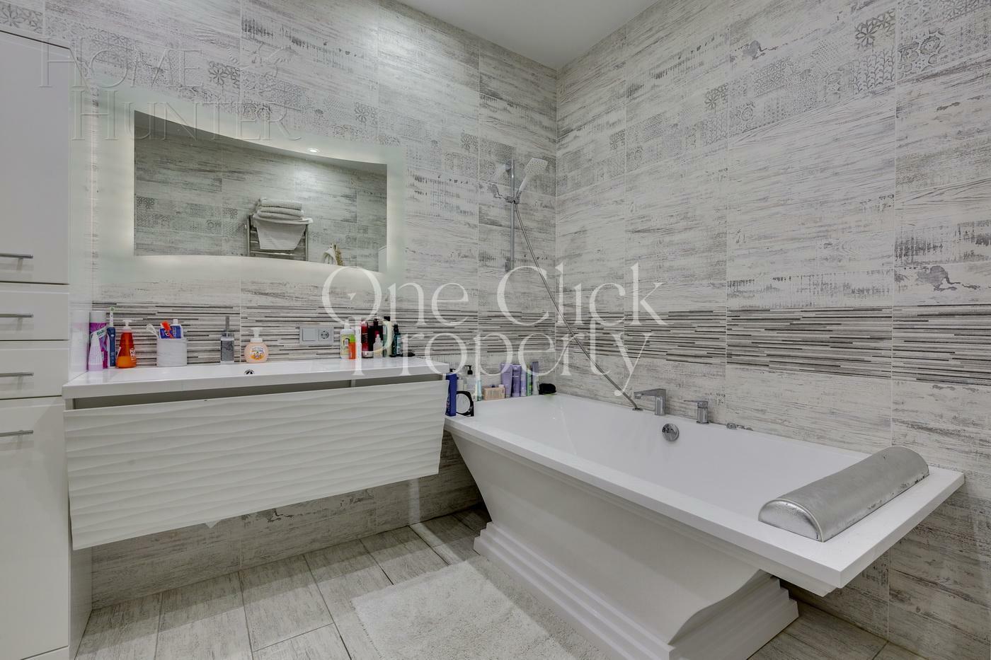 3-КОМН. КВАРТИРА С ОТДЕЛКОЙ 136.7 М² НА 15 ЭТАЖЕ