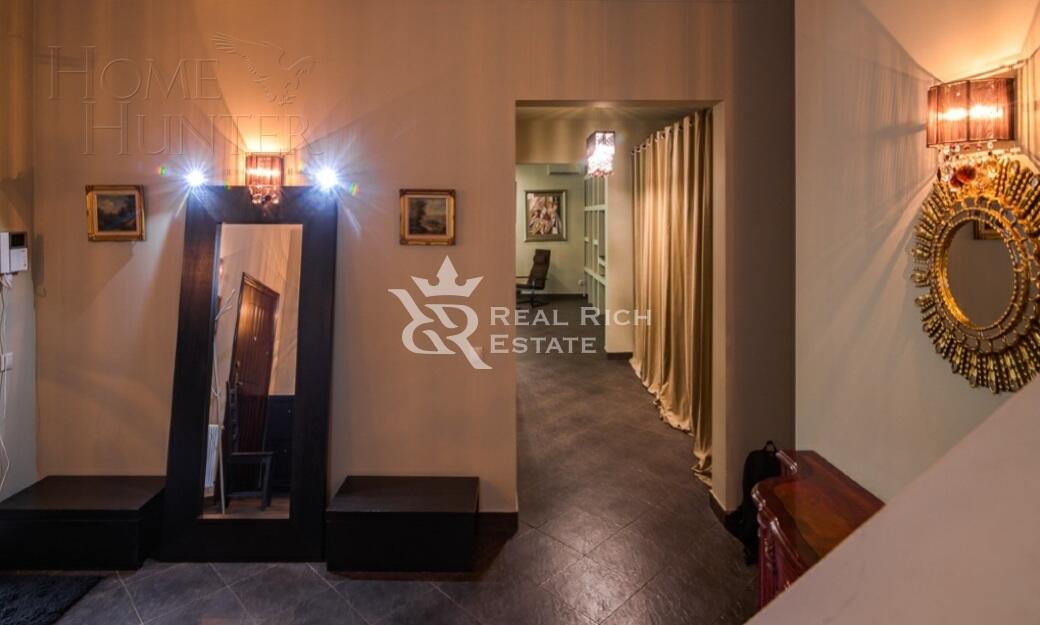 3-этажный коттедж 860 м² с отделкой