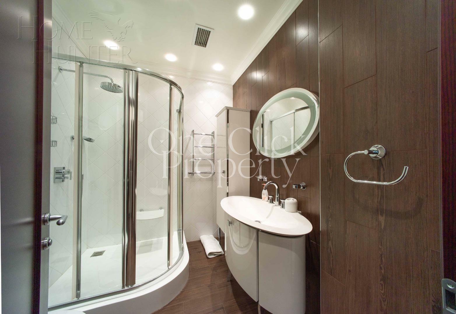5-КОМН. КВАРТИРА С ОТДЕЛКОЙ 225 М² НА 5 ЭТАЖЕ