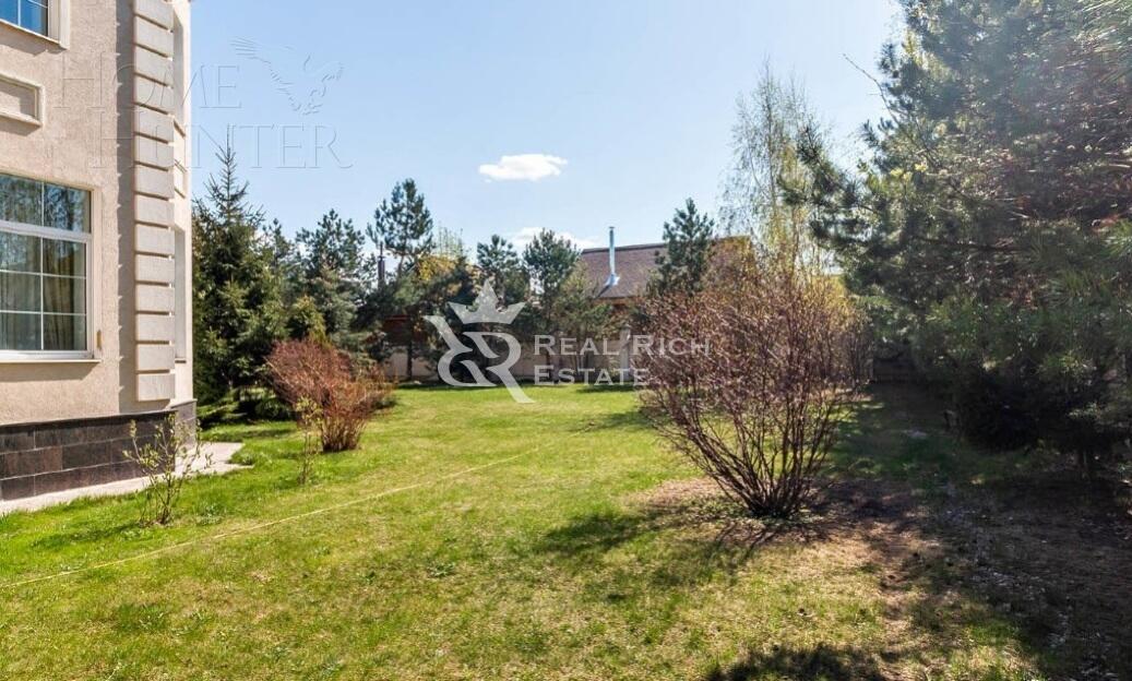 2-этажный коттедж 650 м² с отделкой