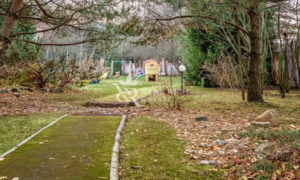 3-этажный коттедж 722 м² с отделкой