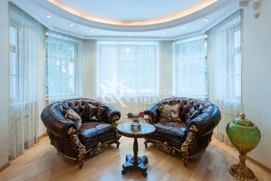 2-этажный коттедж 600 м² с отделкой