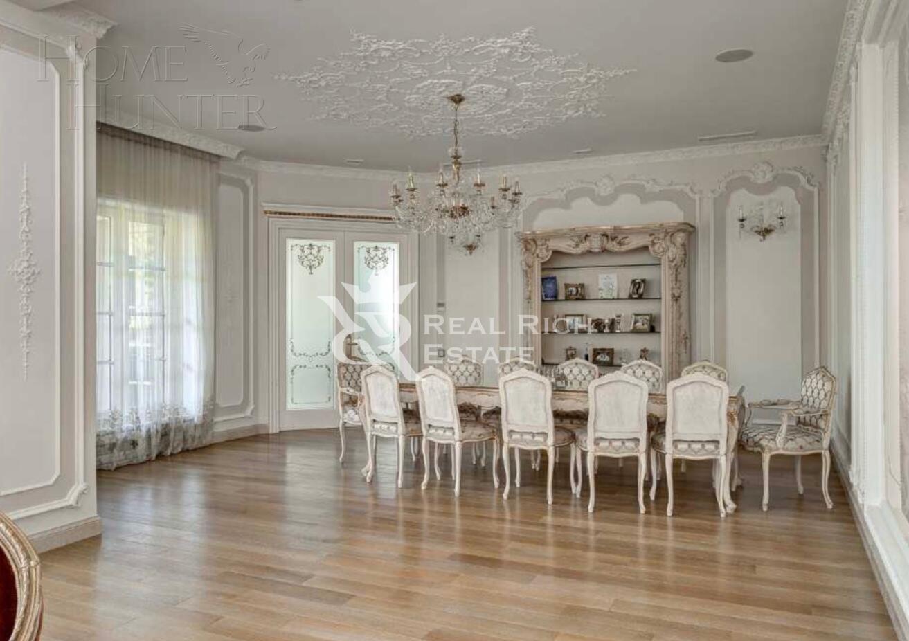 2-этажный коттедж 1 800 м² с отделкой