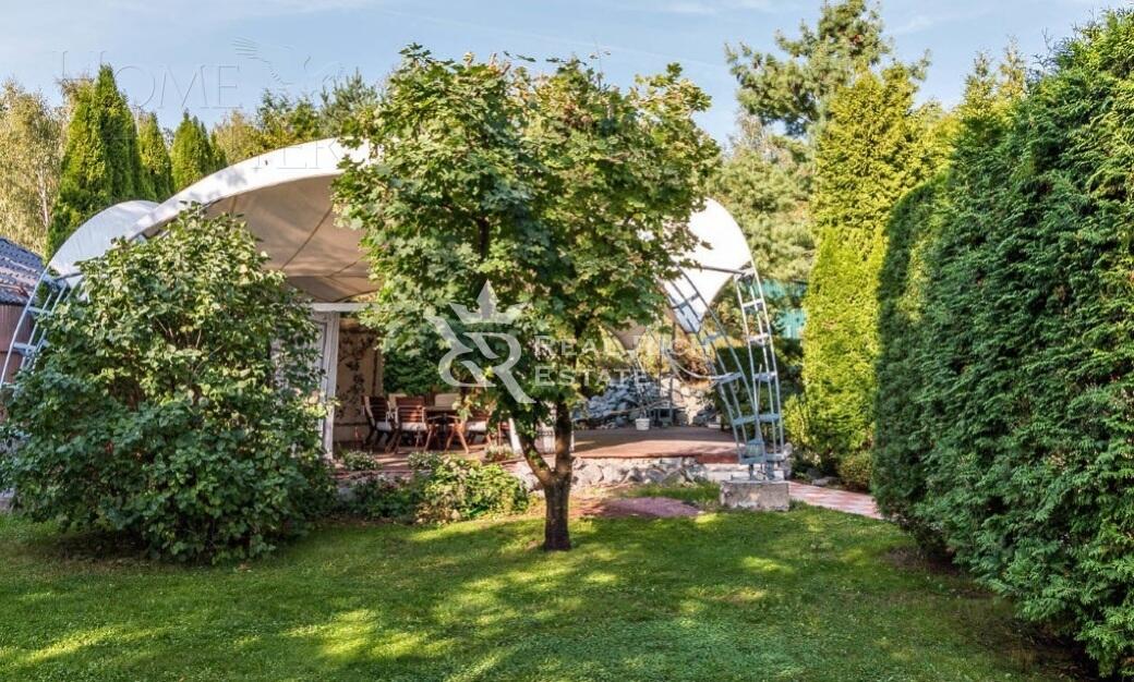 2-этажный коттедж 1 080 м² с отделкой