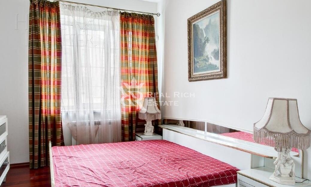 2-этажный коттедж 690 м² с отделкой