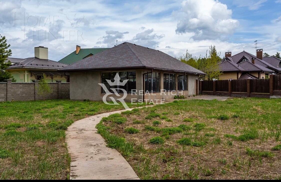 2-этажный коттедж 450 м² без отделки