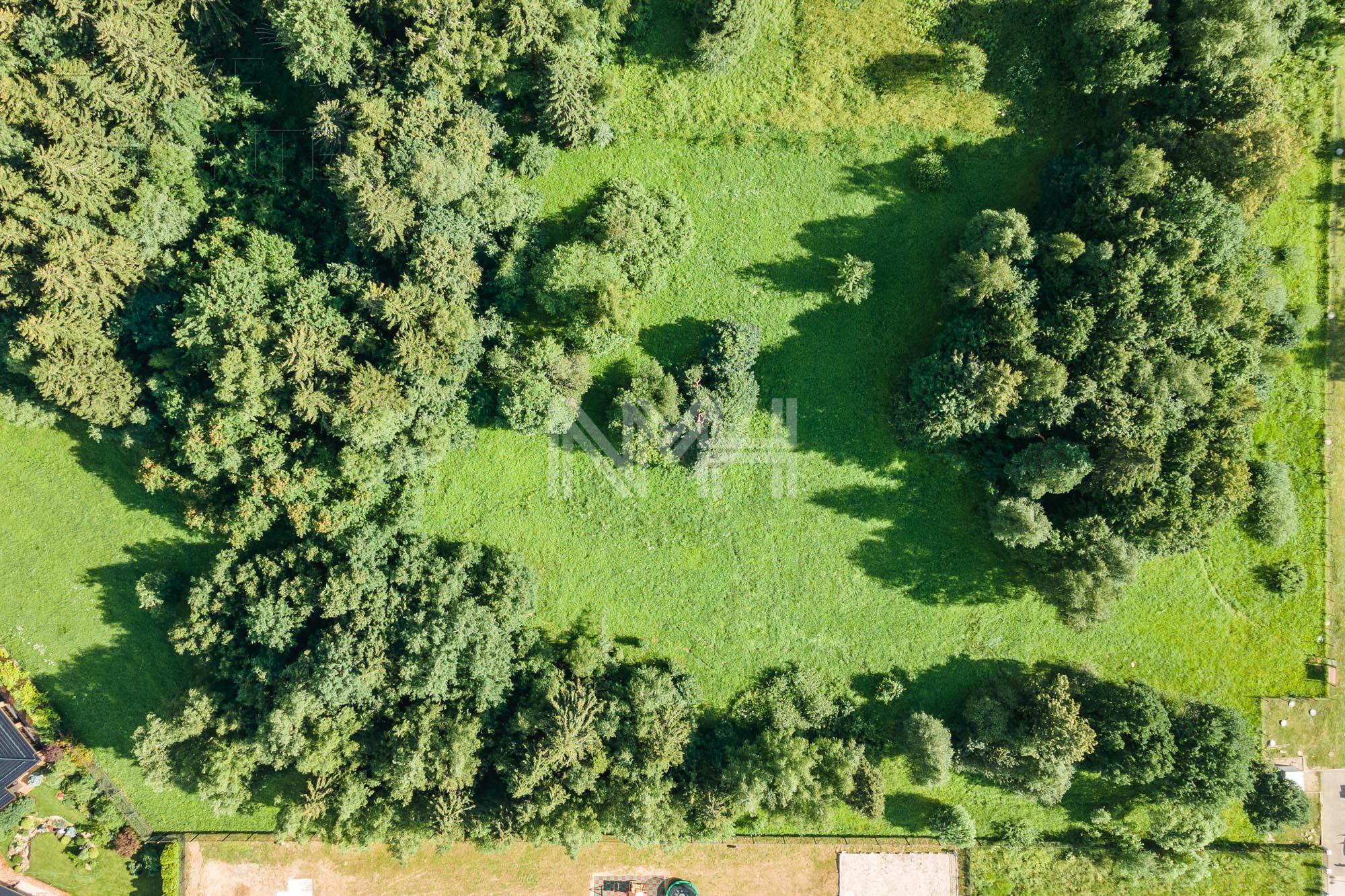 Участок 100 сот. в охраняемом поселке