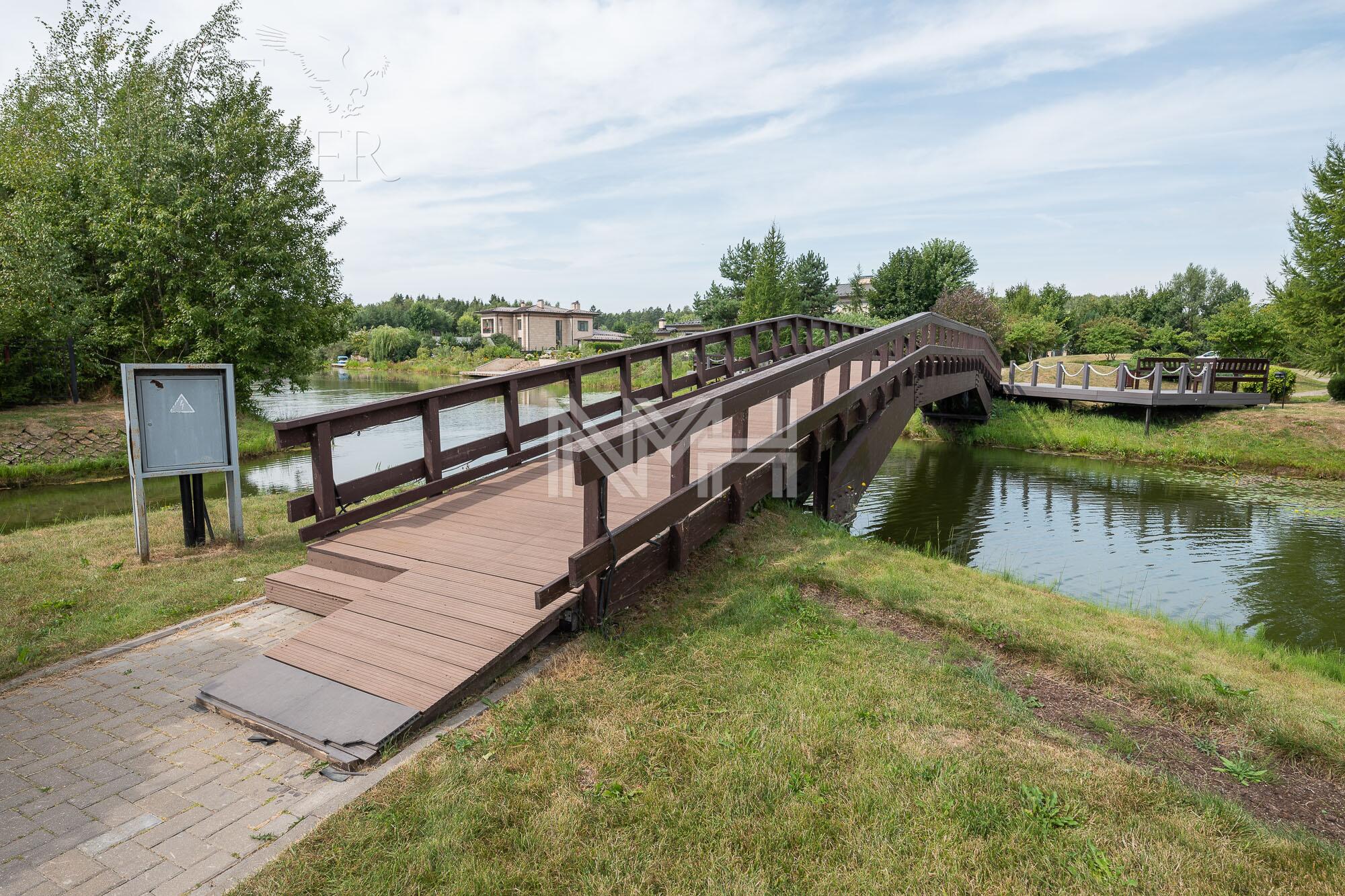 2-этажный коттедж 550 м² без отделки