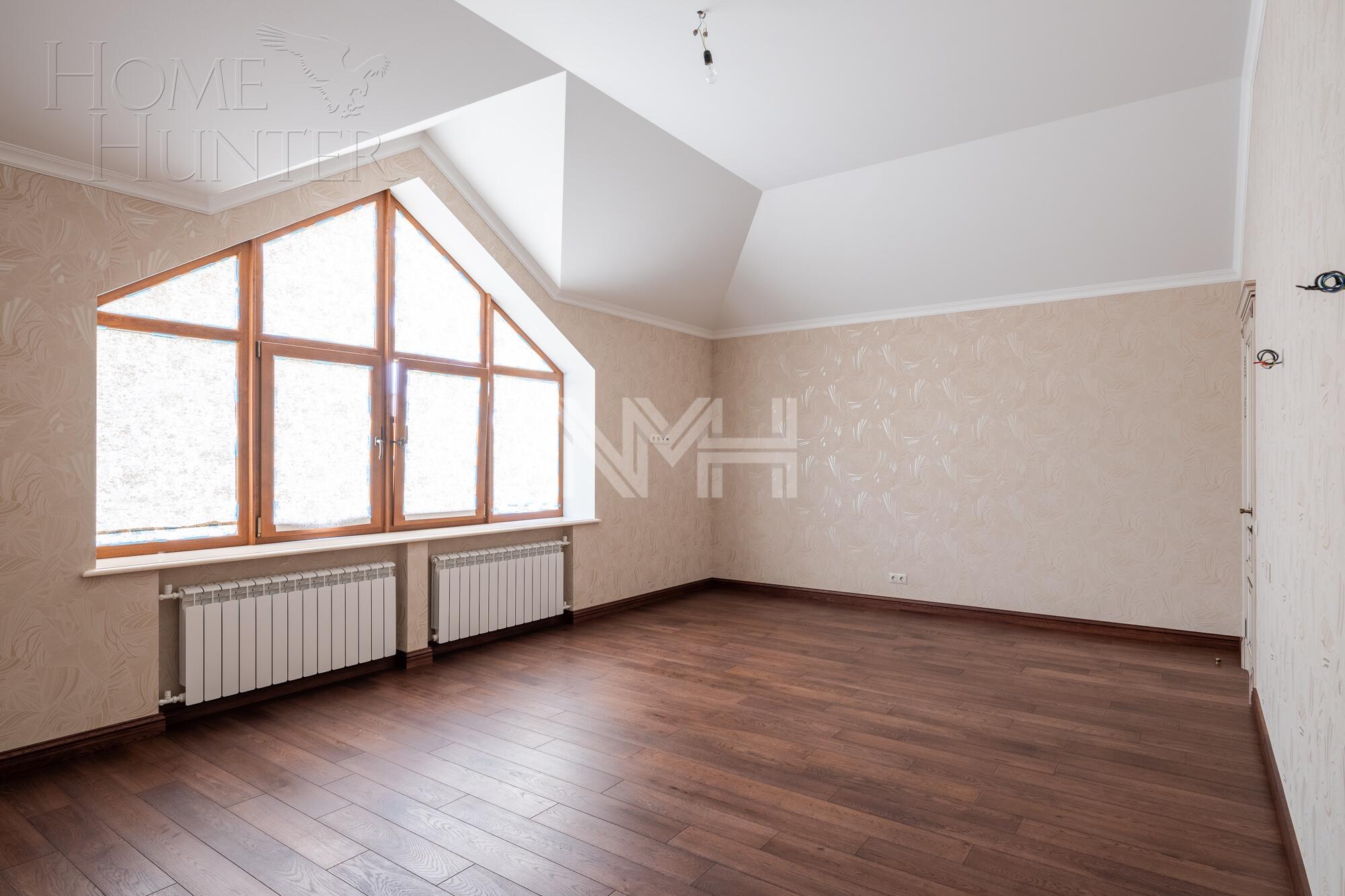 2-этажный коттедж 900 м² с отделкой