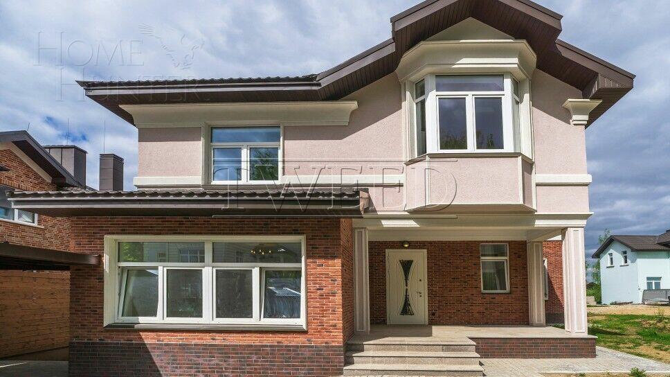 2-этажный коттедж 400 м² с отделкой