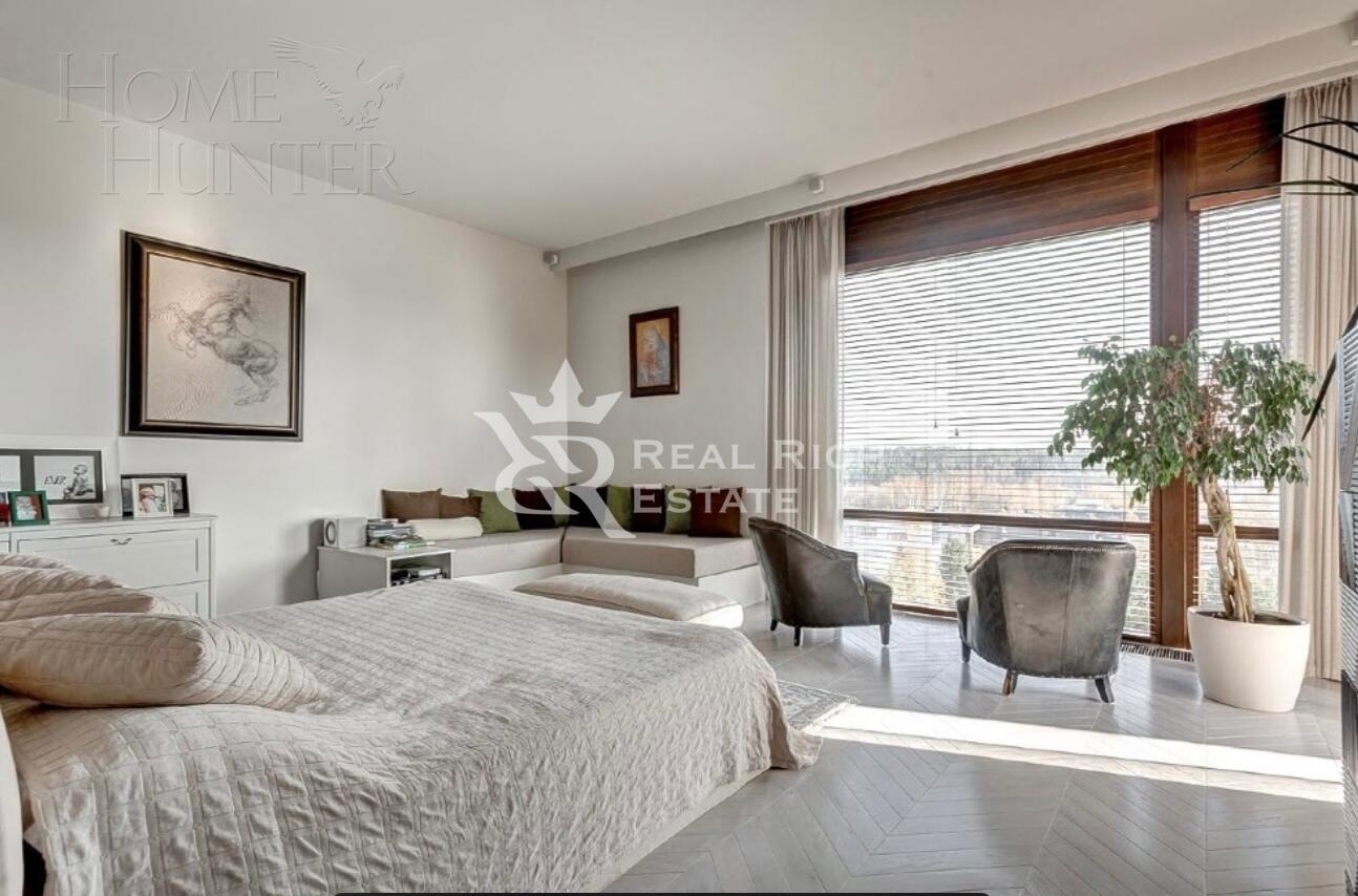 2-этажный коттедж 1 000 м² с отделкой