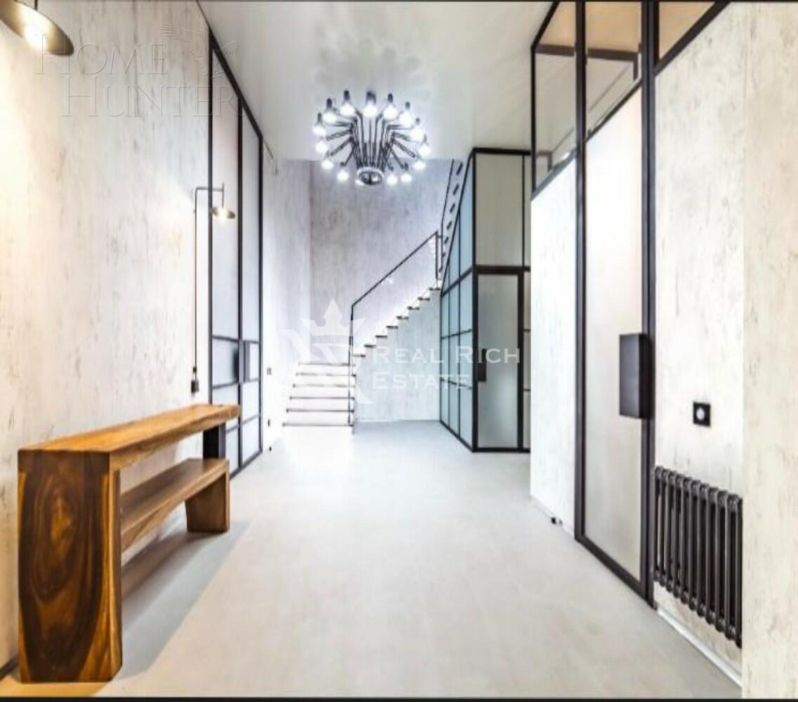 2-этажный коттедж 680 м² с отделкой