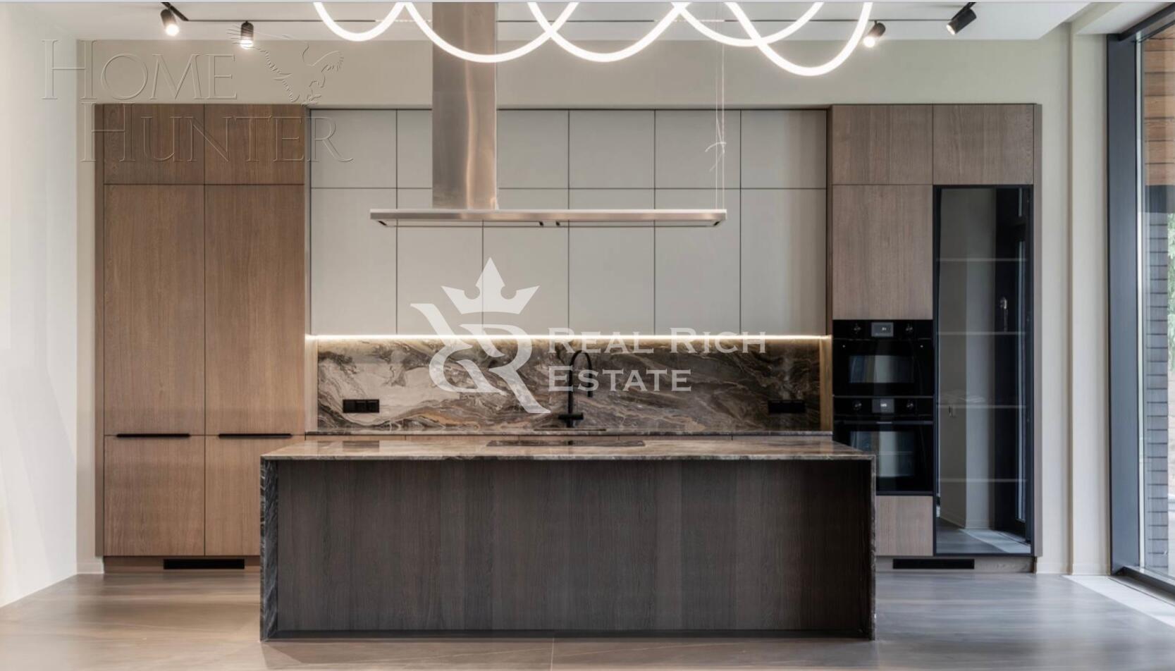 2-этажный коттедж 550 м² с отделкой