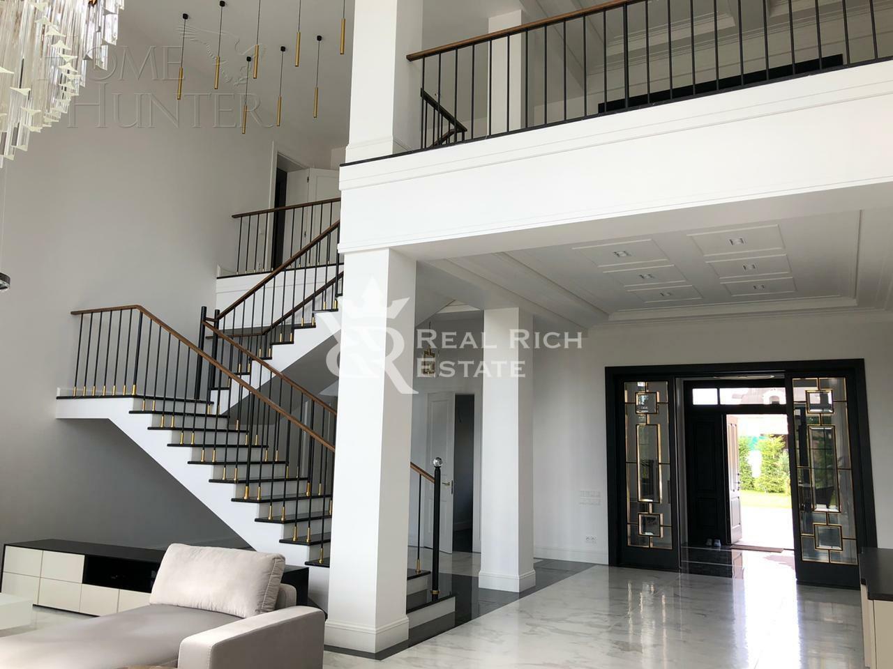 2-этажный коттедж 1 200 м² с отделкой