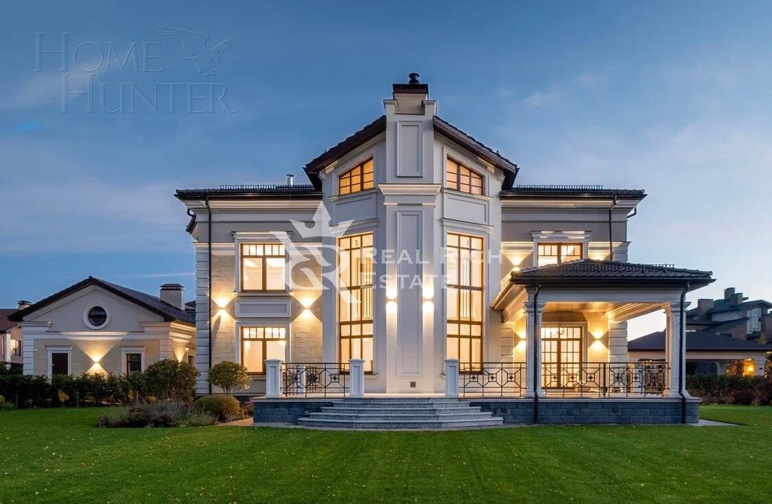 2-этажный коттедж 800 м² с отделкой