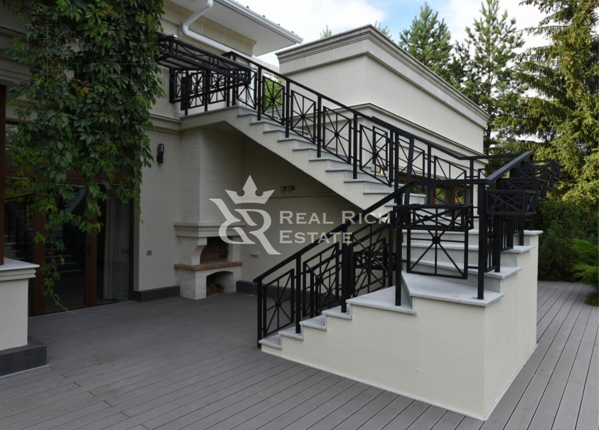 2-этажный коттедж 921.2 м² с отделкой