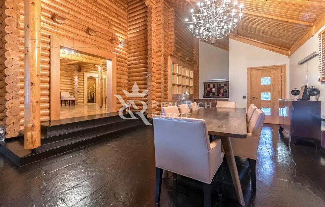 2-этажный коттедж 725 м² с отделкой