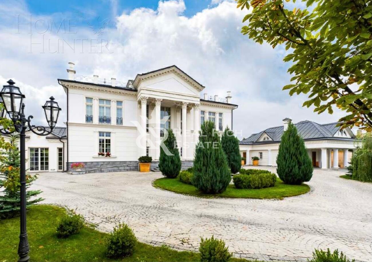 2-этажный коттедж 980 м² с отделкой