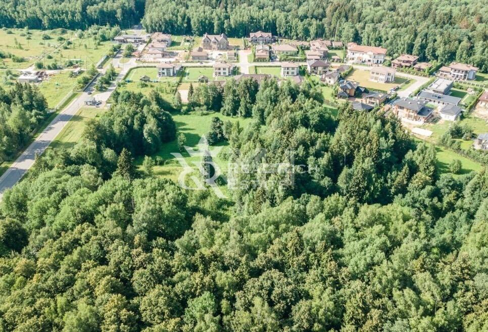 Участок 293 сот. в охраняемом поселке