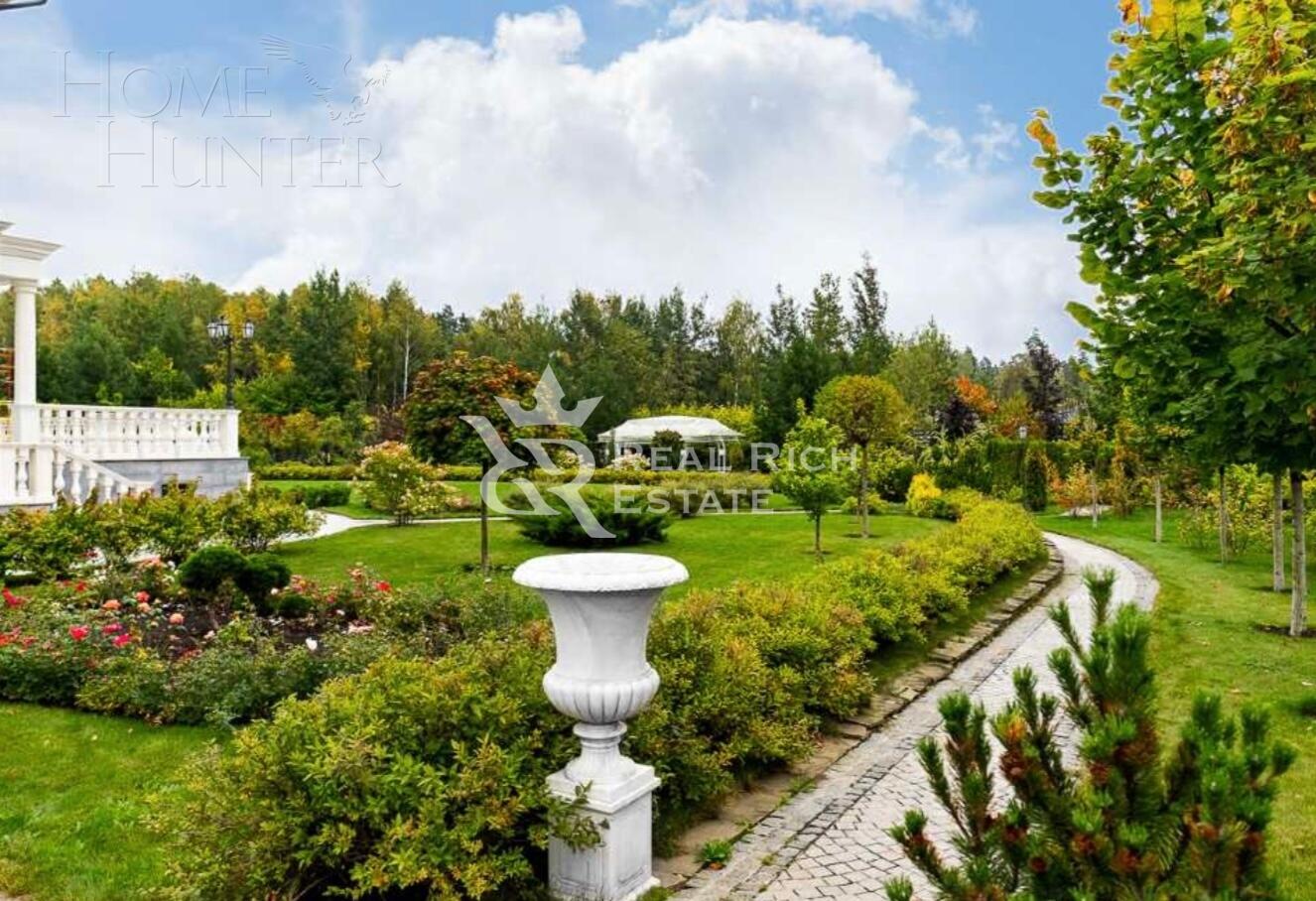 2-этажный коттедж 980 м² с отделкой