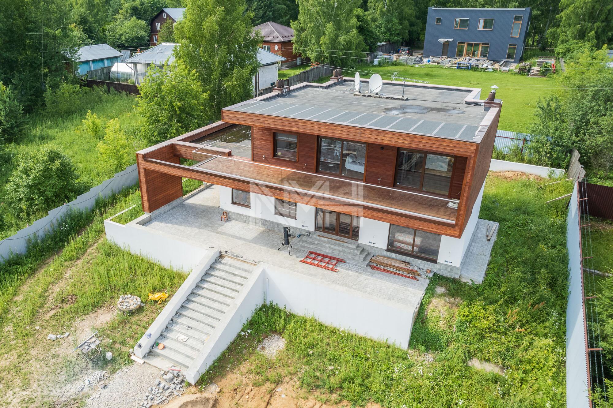 2-этажный коттедж 368 м² с отделкой