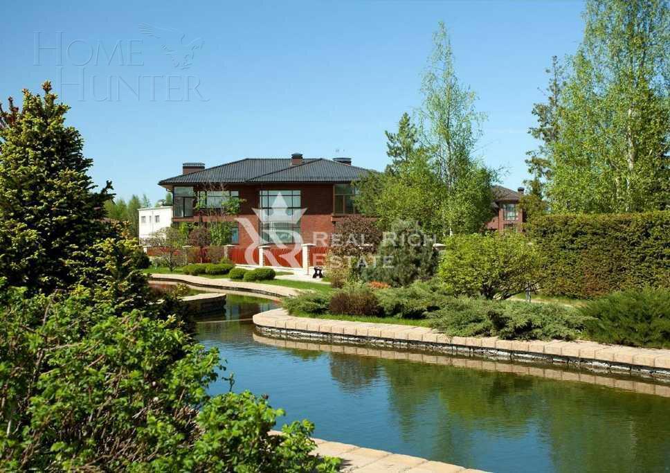 2-этажный коттедж 800 м² с отделкой