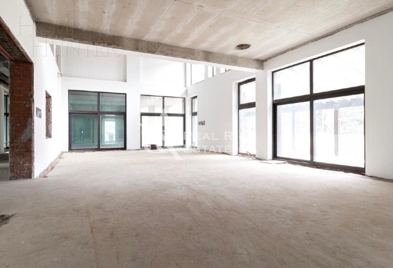 2-этажный коттедж 2 344 м² без отделки