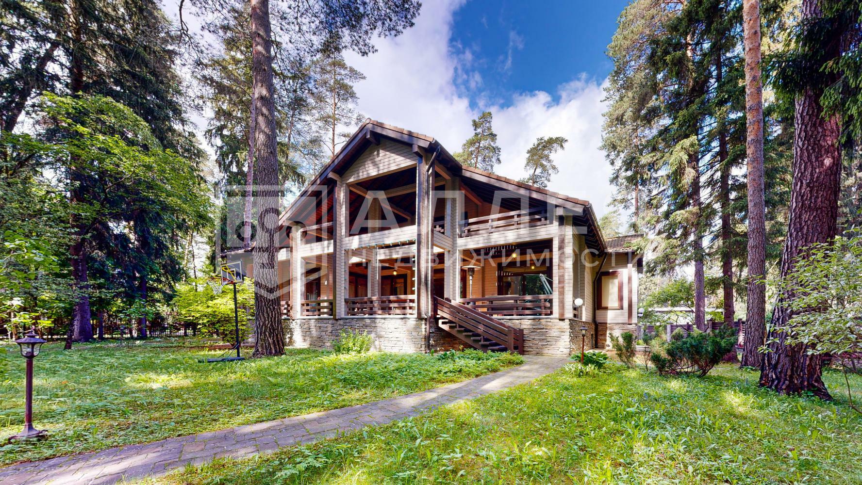 2-этажный коттедж 820 м² с отделкой