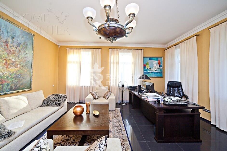 2-этажный коттедж 450 м² с отделкой