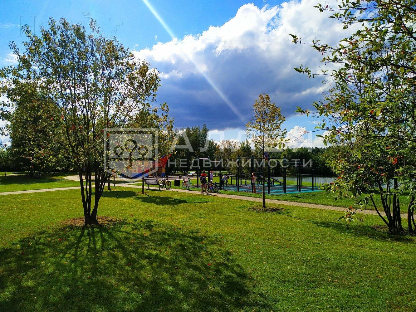 2-этажный таунхаус 200 м² с отделкой