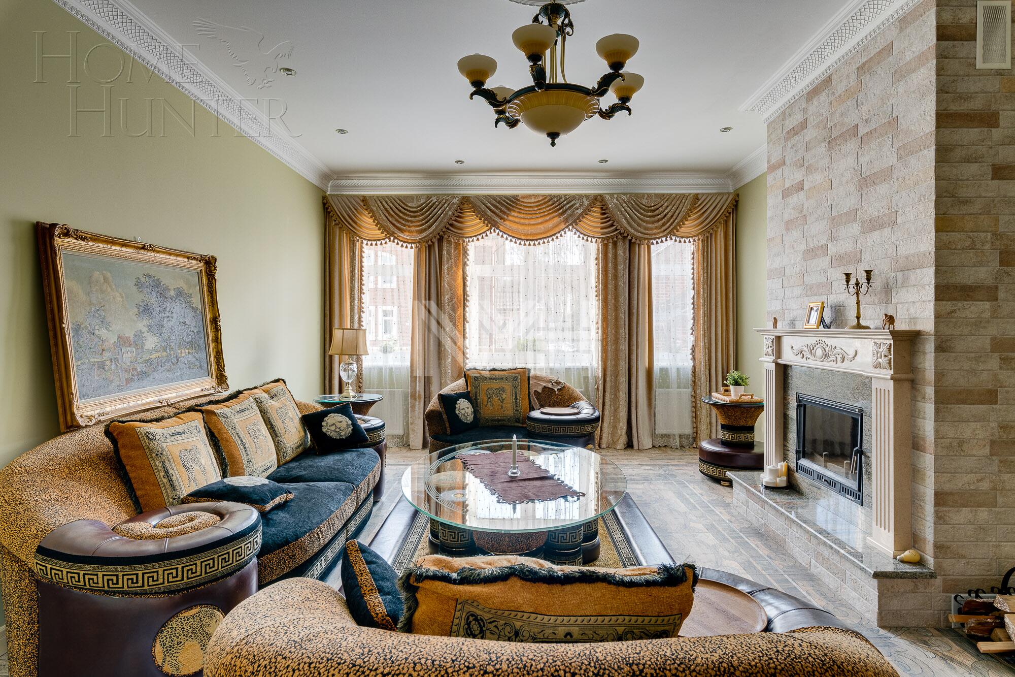 2-этажный коттедж 1 300 м² с отделкой