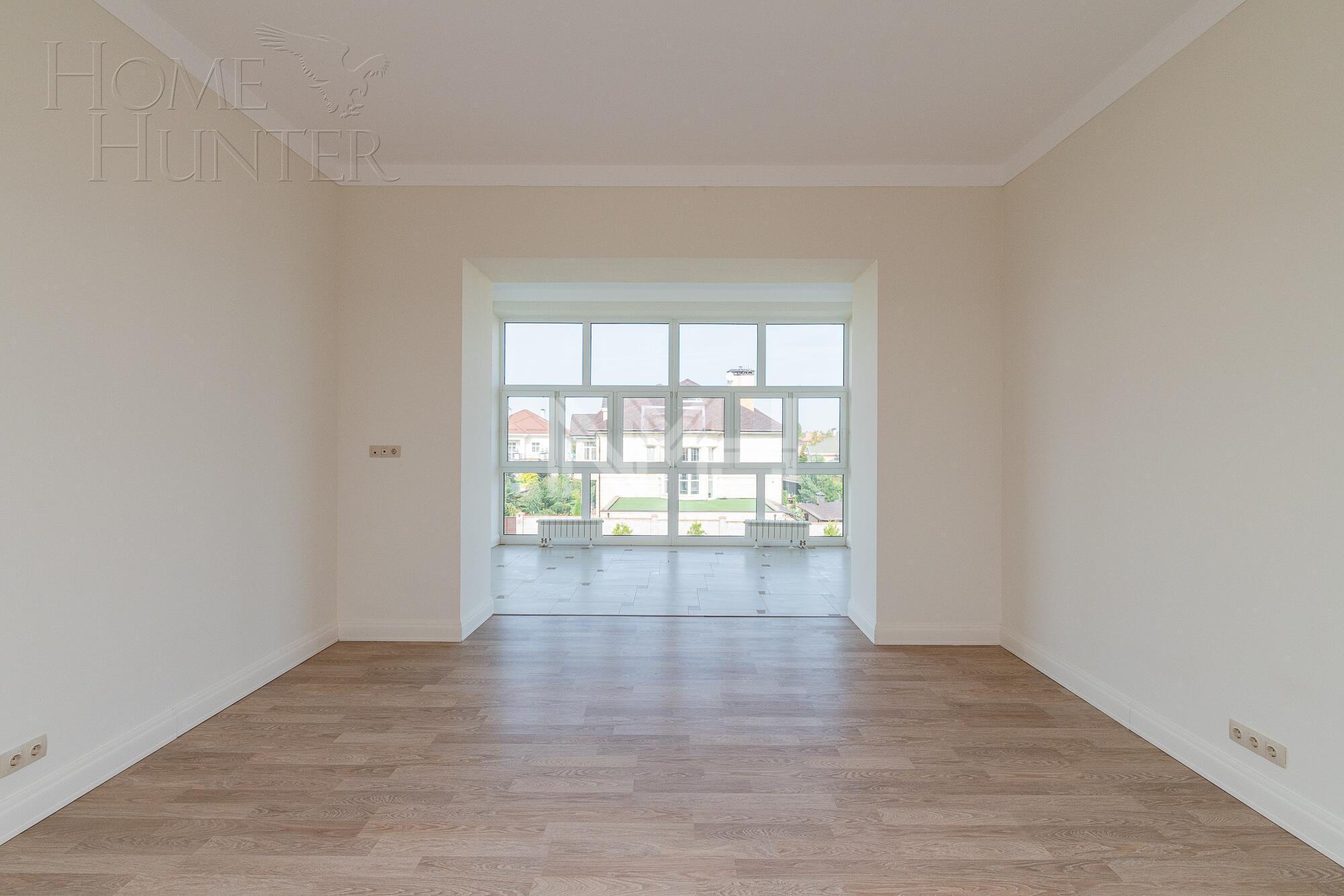 2-этажный коттедж 1 036 м² с отделкой