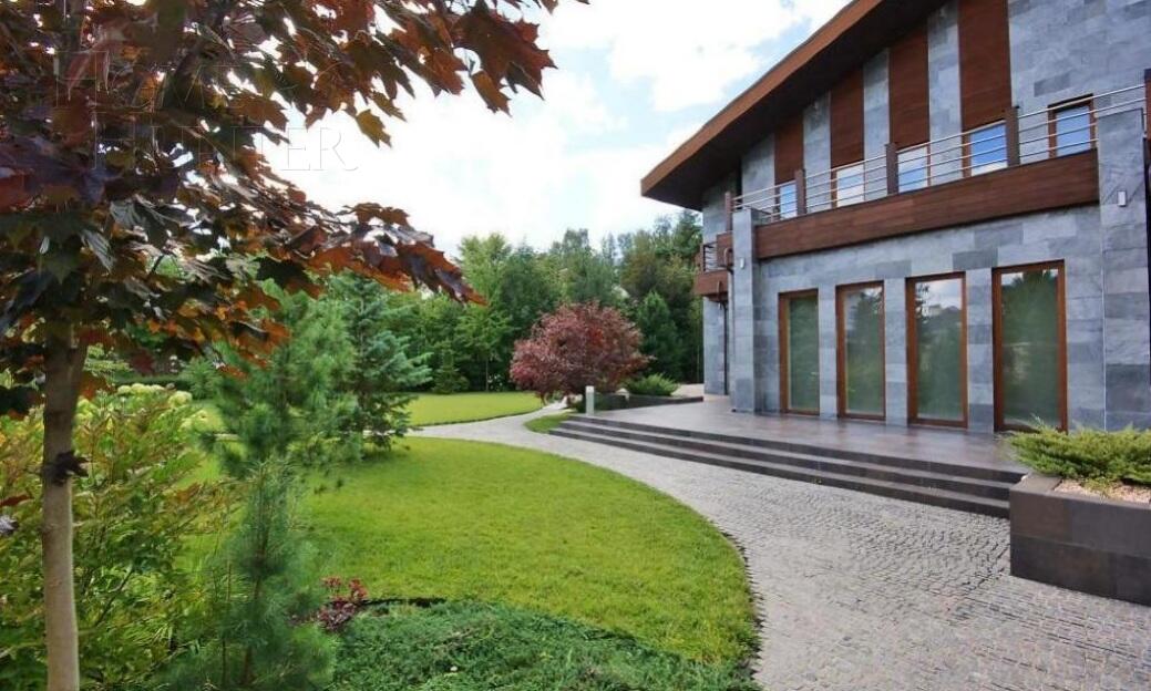 2-этажный коттедж 900 м² с отделкой