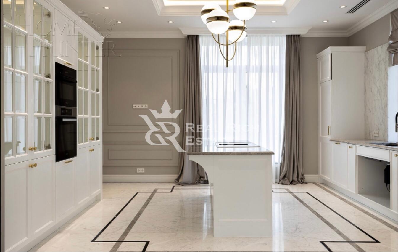 2-этажный коттедж 420 м² с отделкой