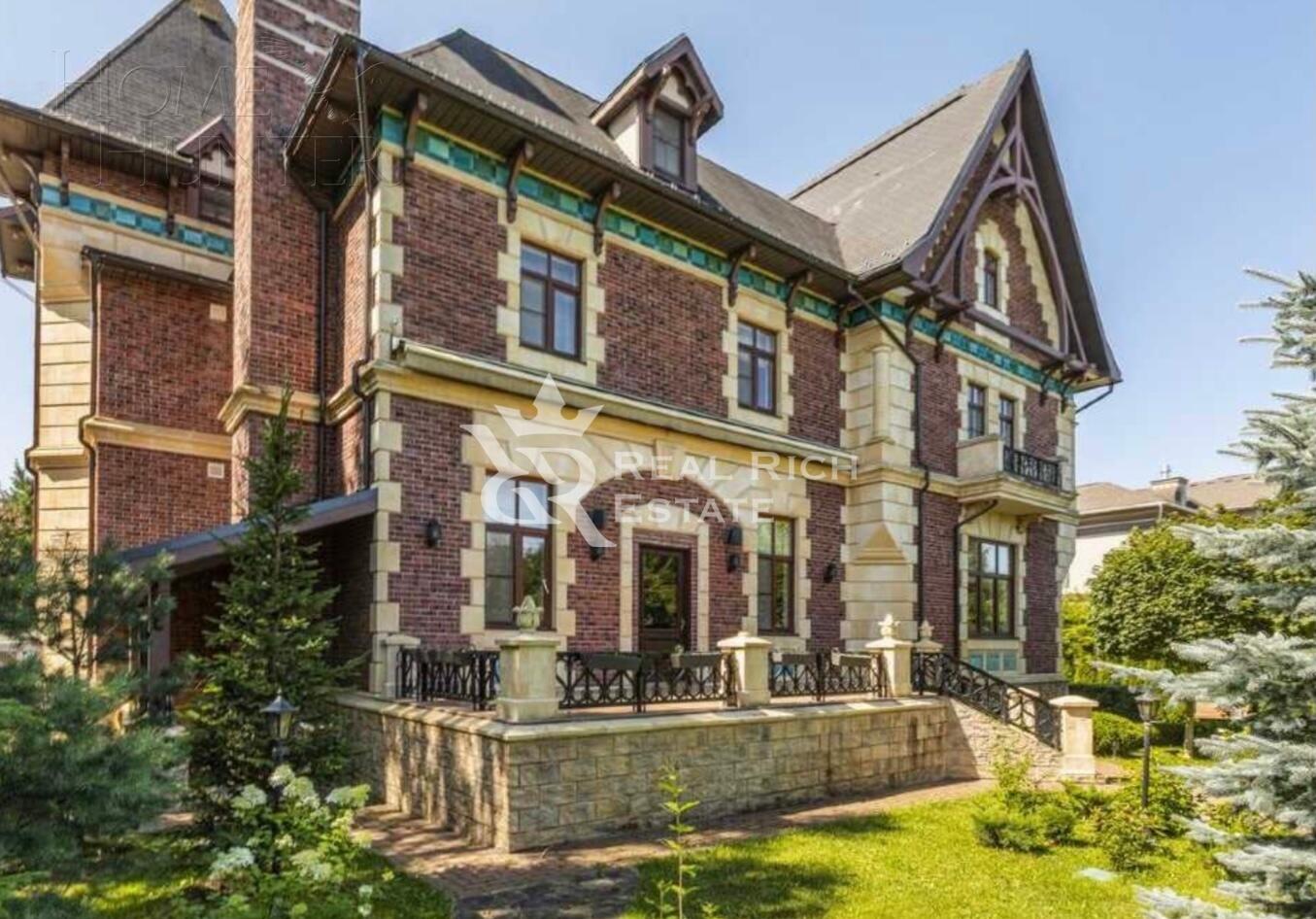 2-этажный коттедж 850 м² с отделкой