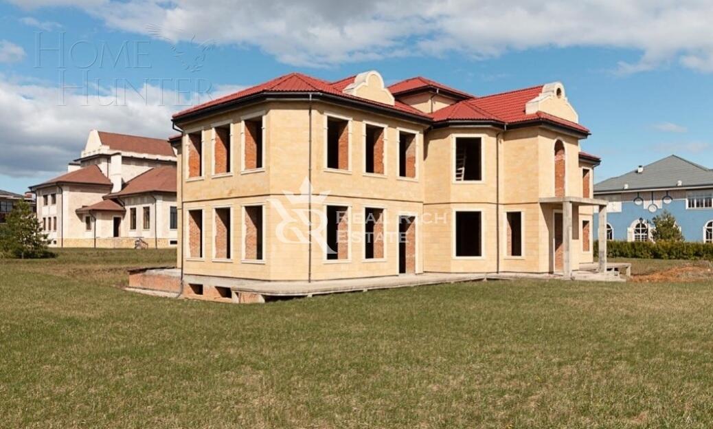 2-этажный коттедж 974 м² без отделки