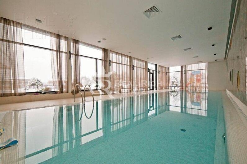 2-этажный коттедж 1 400 м² с отделкой